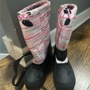 Kamik Girls Rocket2 Snow Boots, Size 5; Brand New